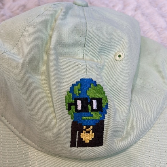 MADHAPPY X NOUNS PIXEL EARTH DAD HAT ADJUSTABLE UNISEX MINT GREEN NEW - Picture 2 of 10